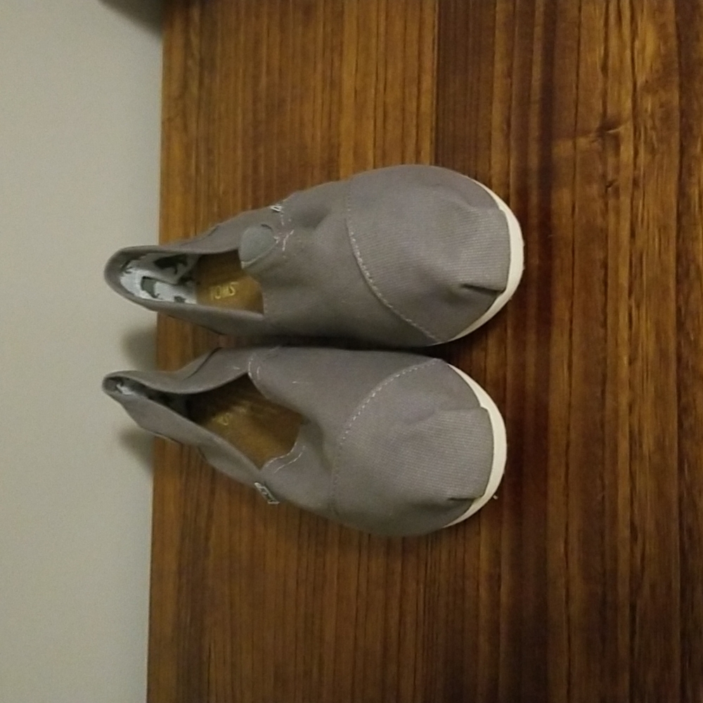 Toms gray espadrilles